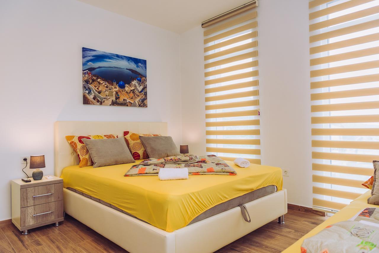 Apartments Krstovic Sutomore Εξωτερικό φωτογραφία