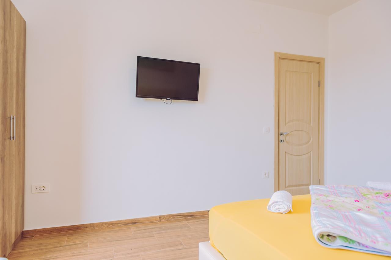 Apartments Krstovic Sutomore Εξωτερικό φωτογραφία